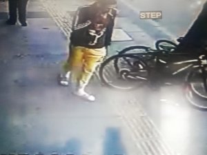 Harçlıklarını Biriktirerek Aldığı Bisikleti Saniyeler İçinde Böyle Çalındı
