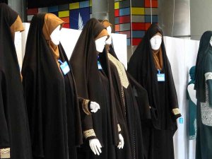 Tahran’da Fecr Uluslararası Moda Ve Giyim Festivali Alışveriş Meraklılarını Ağırlıyor