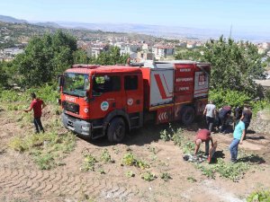 Kayseri’de İtfaiye Aracı Devrildi, 4 İtfaiye Eri Yaralandı