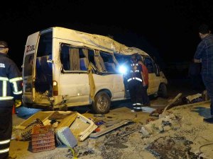 Bir Tarım İşçisinin Öldüğü Kazada Minibüs Sürücüsü Tutuklandı