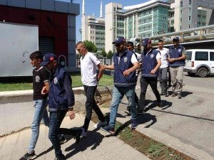 Küçük Muhammed’in Ölümüyle İlgili Bir Kişi Tutuklandı
