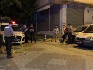 Bağcılar’da Maskeli Grup Sokaktaki 3 Kişiye Ateş Açtı