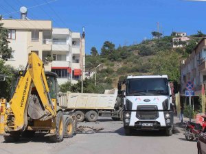 Aydıncık Ve Bozyazı’da Asfalt Çalışmaları Sürüyor