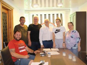 Burhaniye’de Transferler Devam Ediyor