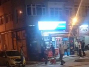 Yabancı Uyrukluların Tekme Tokat Kavgası Kamerada