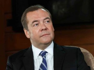 Rusya Güvenlik Konseyi Başkan Yardımcısı Medvedev: "Kırım’a Saldırı Olursa Ukrayna’yı Kıyamet Bekliyor"