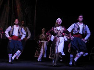 Yafem 25. Türk Boyları Şöleni Açılış Galası Renkli Görüntülere Sahne Oldu