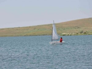 Çıldır Gölü, Ege Ve Akdeniz Sahillerini Aratmıyor