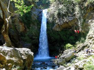 Amanosların Saklı Cenneti Karaçay Şelalesi