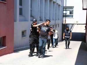 Adana’da “Niye Yan Baktın” Kavgası: 1 Ölü