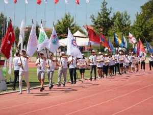 Aydınlı Ayşenur, Balkan Şampiyonası’ndan Başarıyla Döndü