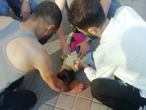 Beşinci Kattan Düşen 9 Aylık Bebek Ağır Yaralandı