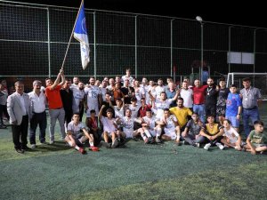 Yörükyenicesi Nejat Biyediç Futbol Turnuvası Şampiyonu Çekrice Mahallesi