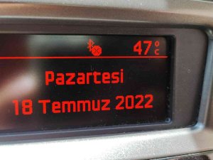 Adana’da Araç Termometreleri 47 Dereceyi Gösterdi