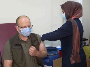 Vakalar Arttı, Aşı Randevuları Açıldı