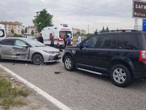 Karabük’te İki Ayrı Trafik Kazası: 1’i Çocuk 2 Yaralı
