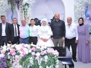 Tekkeköy’de Bayram Tatilinde 10 Çift Mutluluğa ‘Evet’ Dedi