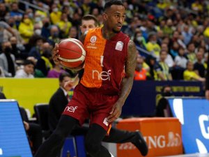 Galatasaray Nef, Dee Bost İle Sözleşme Yeniledi