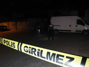 Adana’da Silahlı Ve Bıçaklı Kavga: 2 Yaralı