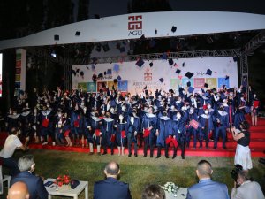 Agü’de 5. Mezuniyet Heyecanı