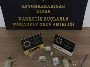 Uyuşturucu Operasyonunda 5 Kişi Yakalandı