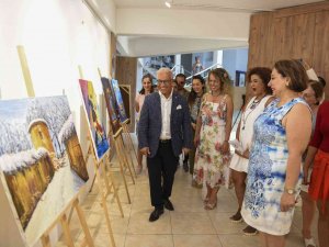 İ̇ranlı Kadın Ressamlardan Sergi