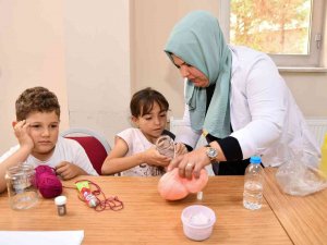 Çocuklar Yaz Tatilini Verimli Geçiriyor