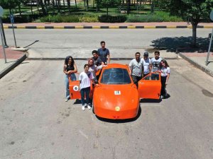 Şehitkamil’de 110 Km Yolu 4 Tl’ye Kat Eden Elektrikli Araç Üretildi