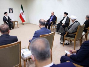 Cumhurbaşkanı Erdoğan, İ̇ran Dini Lideri Hamaney İle Görüştü