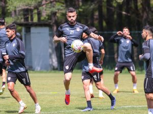 Samsunspor’da 13 Futbolcu Geldi, 9 Futbolcu Gitti
