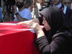 Kayseri Şehidini Uğurladı