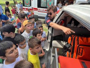 Ortaokul Öğrencileri Ambulansları Tanıdı
