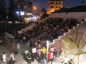 Başkan Özlü’den Miniklere Tatil Hediyesi