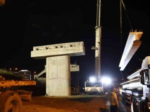 Mudanya Kavşağı’nda Gece Mesaisi
