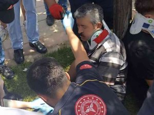 Van’da Trafik Kazası: 2 Yaralı