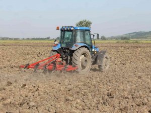 Manyas’ta İkinci Ürün Ekimleri Başladı