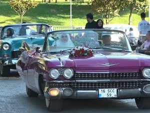 Bu Düğün Konvoyunu Görenler Dönüp Bir Daha Baktı...