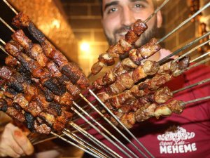Diyarbakır’da Bayram Tatilinde 80 Tona Yakın Tescilli Ürünler Ciğer Ve Tatlı Satışı Yapıldı