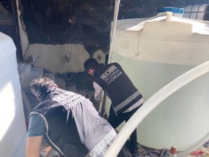 İ̇stanbul’da Sahte İçki İçin Hazırlanan 7 Bin 600 Litre Alkollü Sıvı Ele Geçirildi
