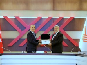 Asü 29 Bayrak Ve 4 Program Nişanıyla Zirvede