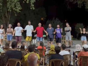 Efeler Belediyesi Şehir Tiyatrosu Sardes Uluslararası Tiyatro Şenliği’ne Renk Kattı