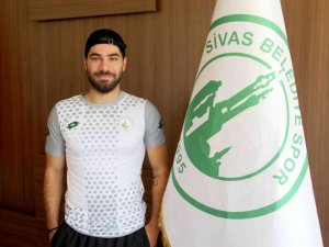 Sivas Belediyespor, Furkan Sağman’ın Sözleşmesini Uzattı