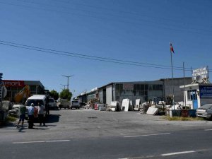 Başkan Günel, Davutlar Sanayi Esnafına Verdiği Sözleri Yerine Getirdi