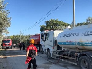 Kaynak Makinesinden Sıçrayan Kıvılcım Çiftliği Küle Çevirdi, O Anlar Dronla Havadan Görüntülendi