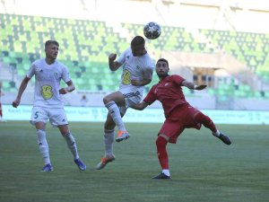 Hazırlık Maçı: Sivasspor: 0 - Haladas: 0
