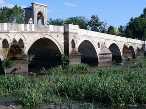Tunca Nehri’ndeki Su Seviyesi, Bölgedeki Yağışların Azlığı Sebebiyle Düşüyor