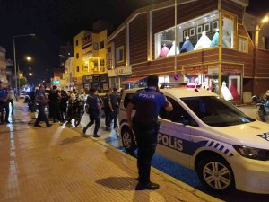 Adana’da Düğünde Silahlı Ve Bıçaklı Kavga: 2 Yaralı