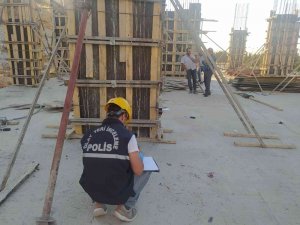 Yurt İnşaatında Yüksekten Düşen İşçi Ağır Yaralandı