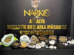 Antalya Polisi, Uyuşturucu Tacirlerine Bayram Yaptırmadı