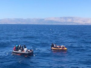 Çeşme Açıklarında 45 Düzensiz Göçmen Kurtarıldı